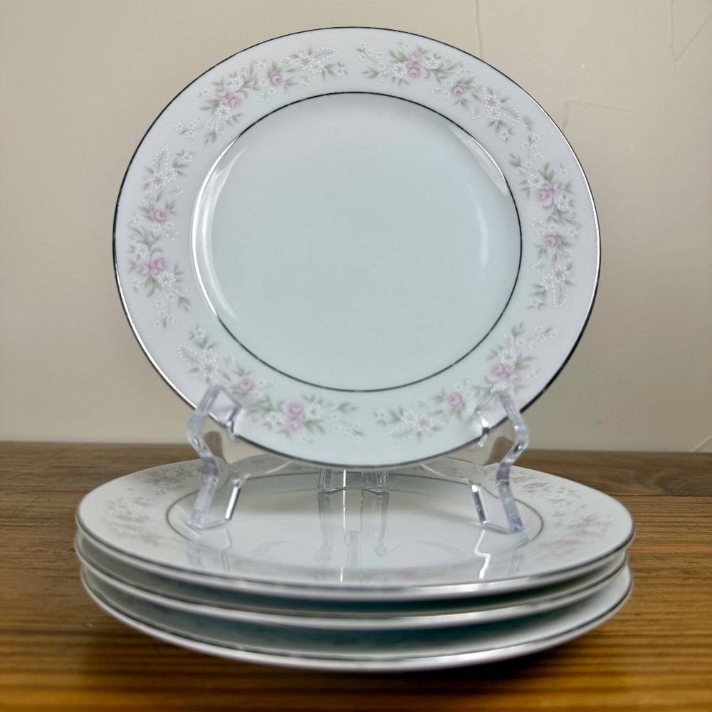 Vintage Maria Y&Y Fine Porcelain Dessert Plates – Set of 4, Japan, 6.5" - Picture 4 of 13